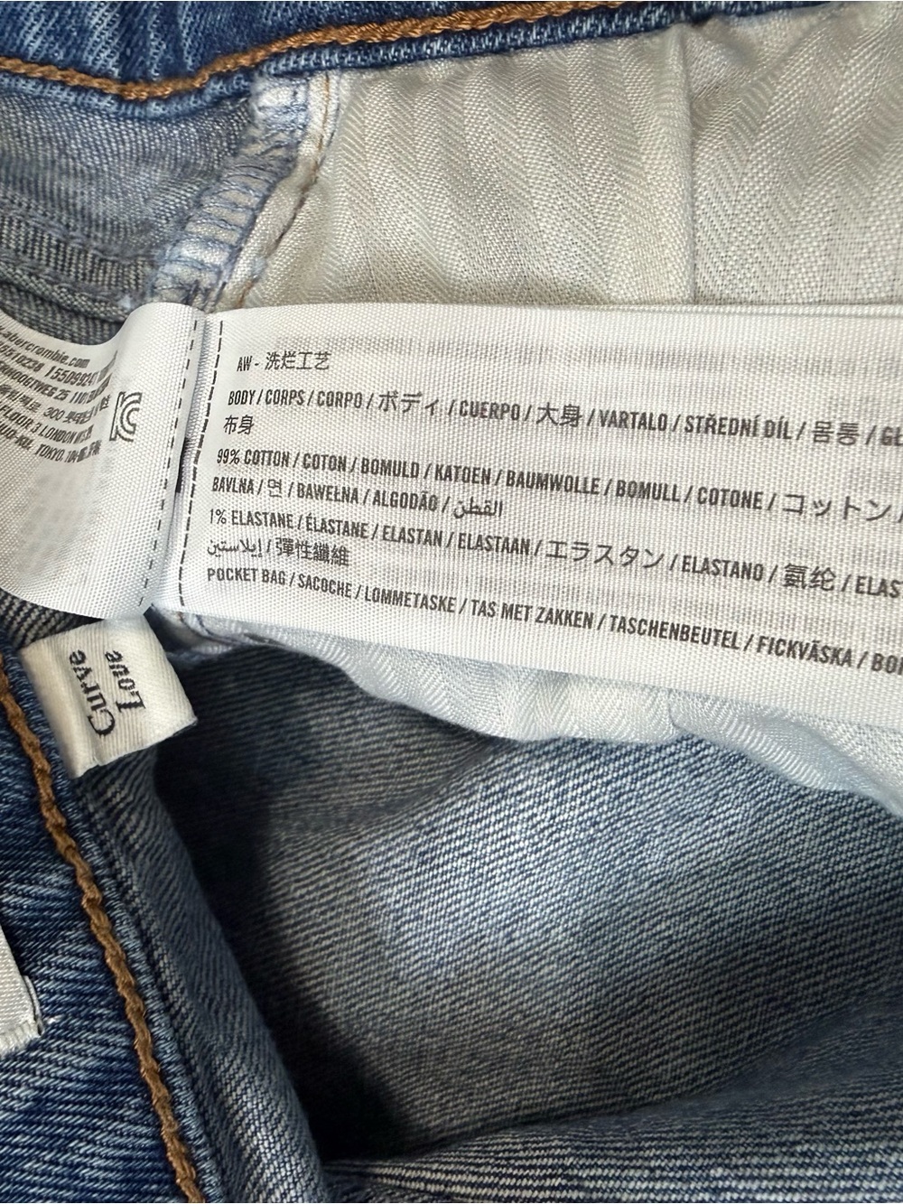 Abercrombie & Fitch Curve Love Baggy Low Rise Jeans Size 32 Regular - Picture 13 of 13